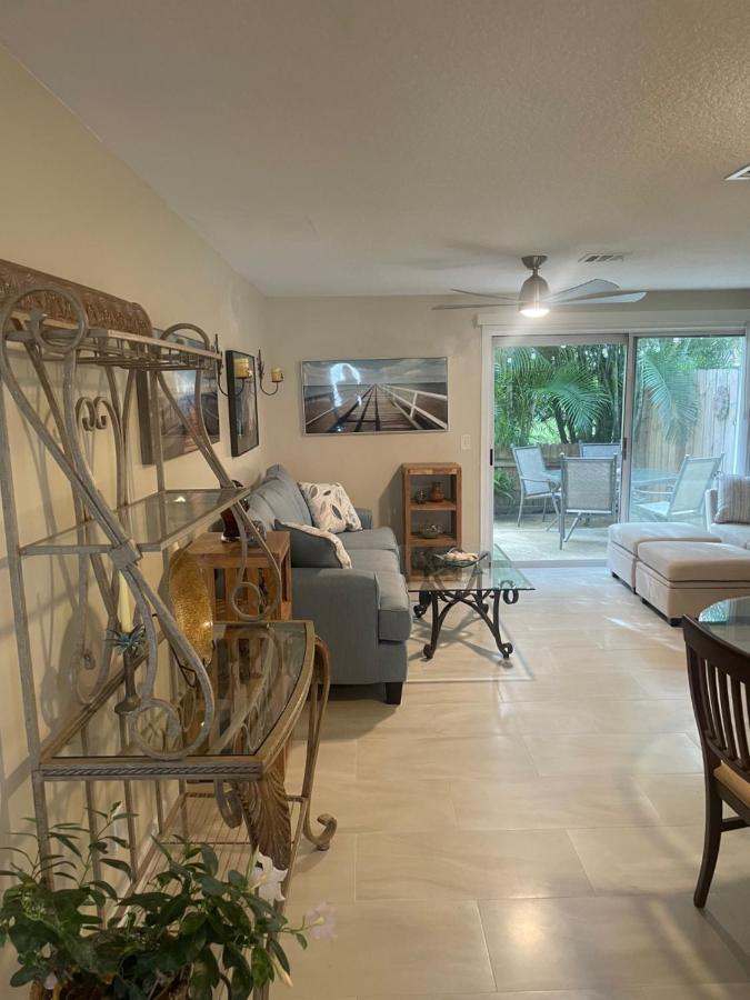 Coastal Townhome In Jupiter 1 Mile To Beach! Eksteriør bilde