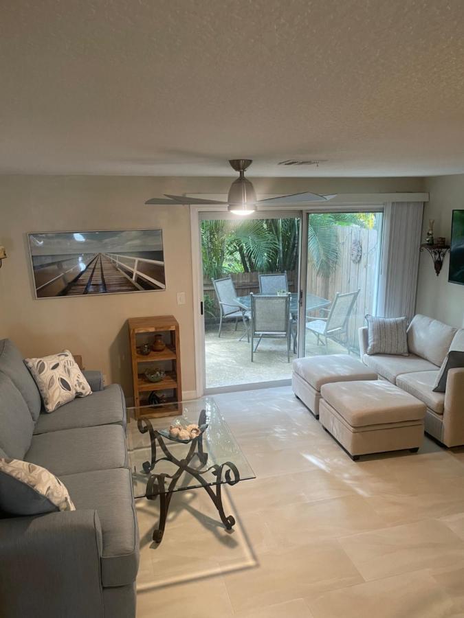 Coastal Townhome In Jupiter 1 Mile To Beach! Eksteriør bilde