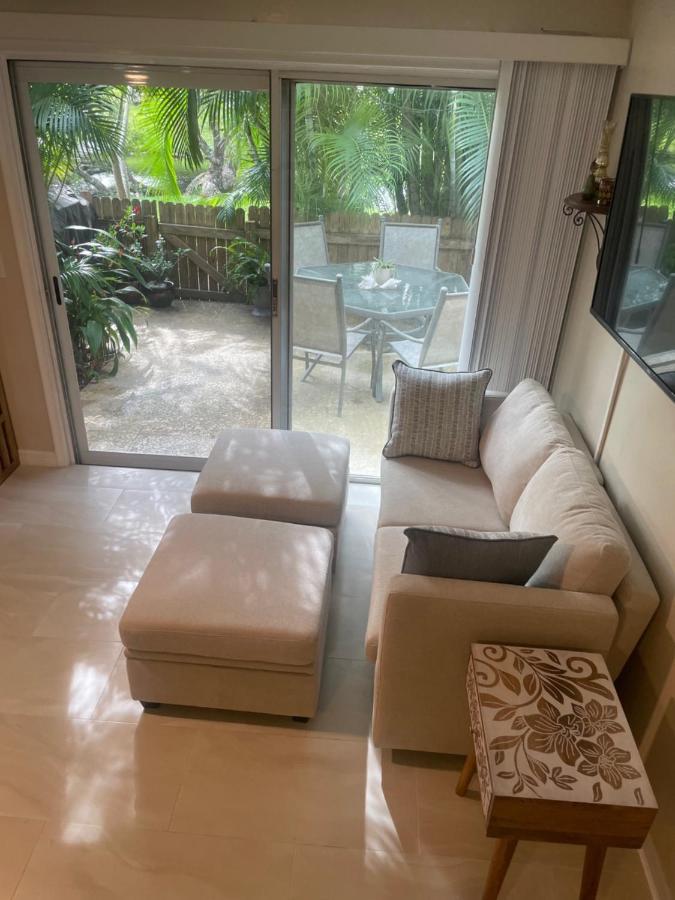 Coastal Townhome In Jupiter 1 Mile To Beach! Eksteriør bilde