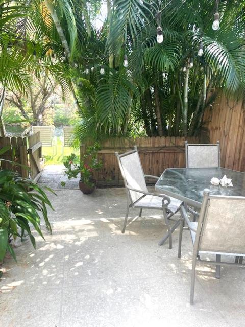 Coastal Townhome In Jupiter 1 Mile To Beach! Eksteriør bilde