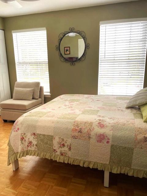 Coastal Townhome In Jupiter 1 Mile To Beach! Eksteriør bilde